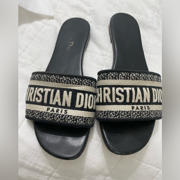 Christian Dior Dway sandals *Authentic* - Picture 13 of 15